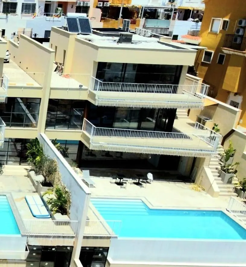 Spacious Villa With Great Views! Бенальмадена Испания