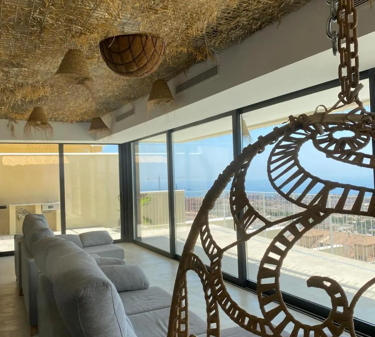 Spacious Villa With Great Views! Бенальмадена Испания