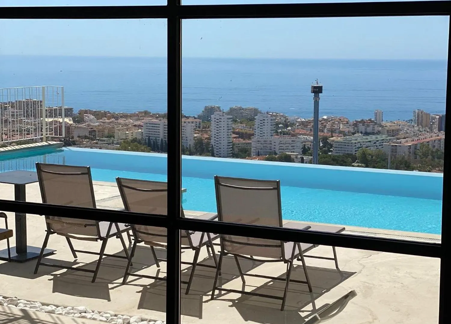 Spacious Villa With Great Views! Бенальмадена